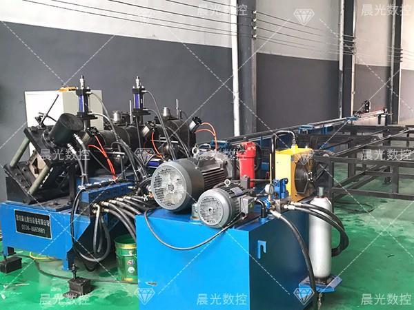 如何避免角鋼沖孔機錯誤操作？